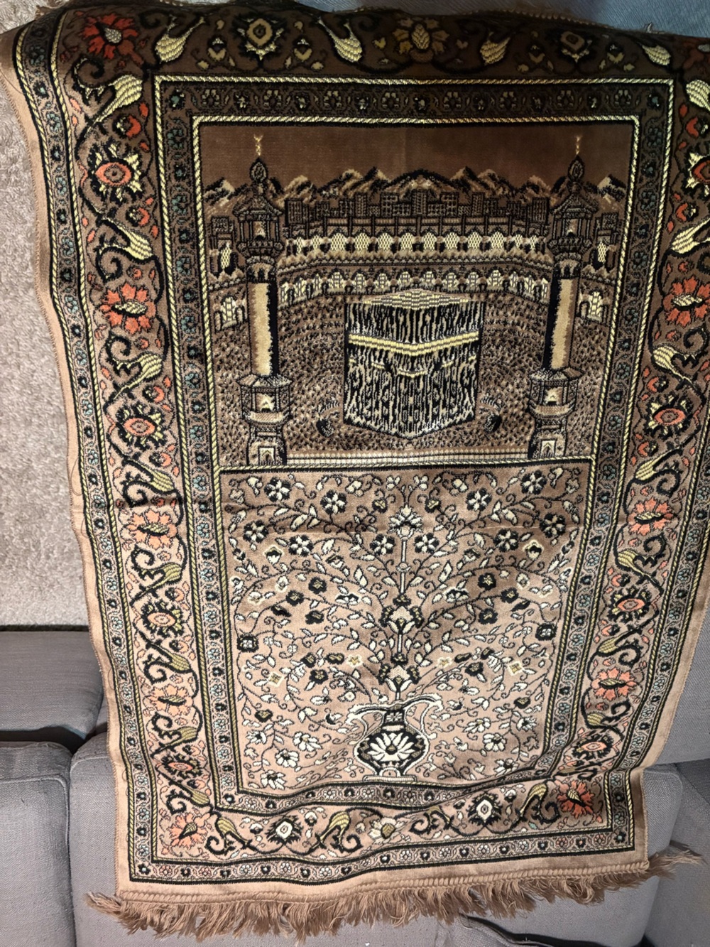 Vintage Kadifeteks Turkish Islamic Prayer Rug Istanbul Silk-Like Floral